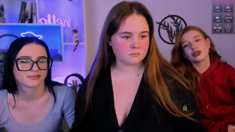 candy flossie1 online show from January 11, 2026, 7:19 pm