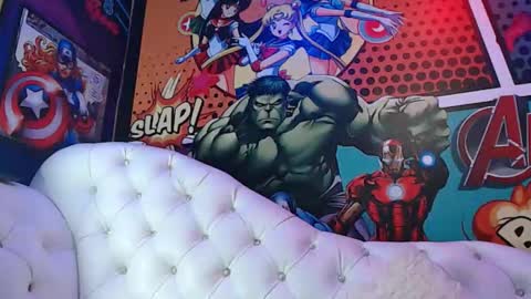 candy online show from December 5, 2025, 2:42 am