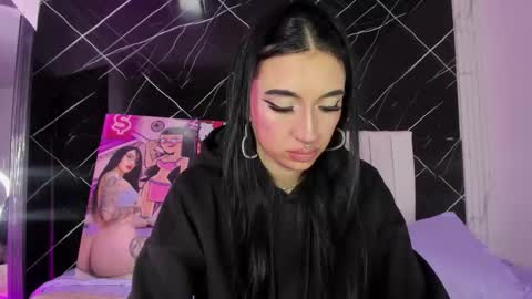 Snapshot of candy_leila3 chatting on October 11, 2025, 5:17 am Leila online show from October 11, 2025, 5:17 am