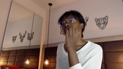 Snapshot of candy_lovee6 chatting on March 9, 2025, 12:31 am CANDY LOVE DANNA online show from March 9, 2025, 12:31 am