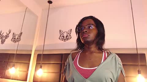 Snapshot of candy_lovee6 chatting on October 17, 2025, 9:06 pm CANDY LOVE DANNA online show from October 17, 2025, 9:06 pm