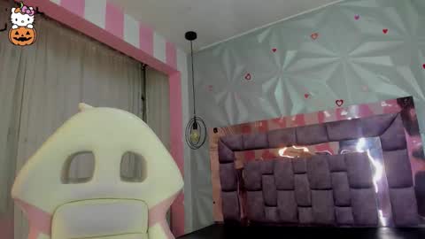 Ania online show from October 26, 2025, 11:16 am