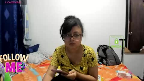 Snapshot of candy_val chatting on May 16, 2026, 6:21 am candy_val online show from May 16, 2026, 6:21 am