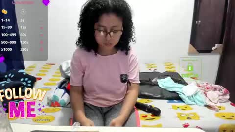 Snapshot of candy_val chatting on July 13, 2026, 6:05 am candy_val online show from July 13, 2026, 6:05 am