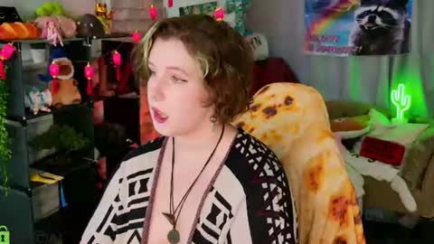 Snapshot of candy_yeahh chatting on July 14, 2026, 1:08 am Mary online show from July 14, 2026, 1:08 am