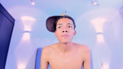  and MarilynHot online show from October 7, 2025, 8:39 pm