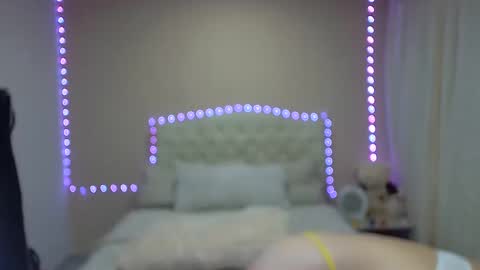 CANDYCARSON online show from October 7, 2025, 6:43 am