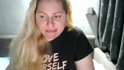 Laura online show from February 17, 2025, 3:31 pm