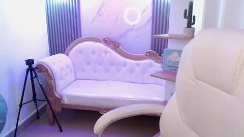 candy online show from February 21, 2026, 3:24 pm