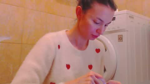 CANDYJESx online show from January 12, 2025, 5:44 pm