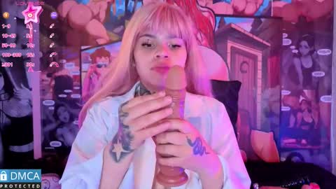 Candy online show from November 20, 2025, 1:28 am