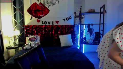 Sofia online show from February 16, 2026, 12:40 am