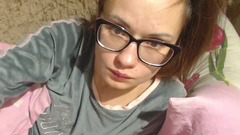 Snapshot of candylady136 chatting on December 6, 2024, 2:02 am say meow and send tip  online show from December 6, 2024, 2:02 am