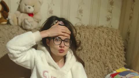 Snapshot of candylady136 chatting on February 5, 2025, 6:59 pm say meow and send tip  online show from February 5, 2025, 6:59 pm