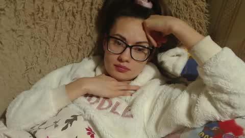 Snapshot of candylady136 chatting on February 9, 2025, 1:22 am say meow and send tip  online show from February 9, 2025, 1:22 am