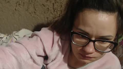 Snapshot of candylady136 chatting on February 21, 2025, 6:59 pm say meow and send tip  online show from February 21, 2025, 6:59 pm
