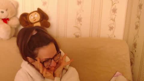 Snapshot of candylady136 chatting on March 5, 2025, 10:33 am say meow and send tip  online show from March 5, 2025, 10:33 am