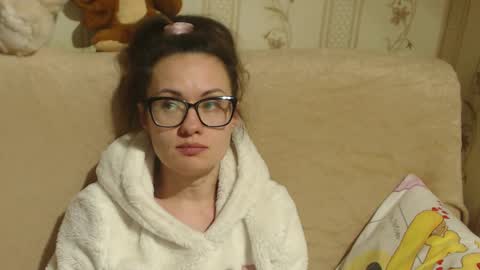 Snapshot of candylady136 chatting on March 5, 2025, 8:00 pm say meow and send tip  online show from March 5, 2025, 8:00 pm