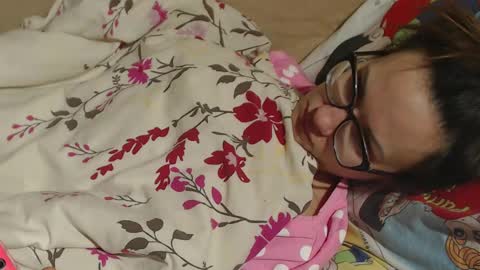 Snapshot of candylady136 chatting on March 10, 2025, 1:45 am say meow and send tip  online show from March 10, 2025, 1:45 am