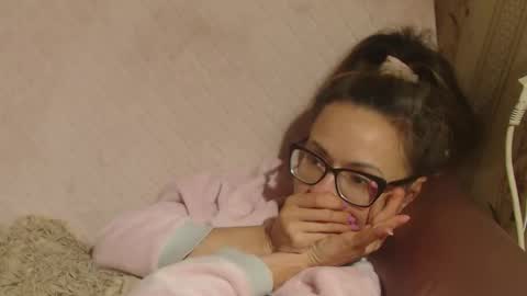 Snapshot of candylady136 chatting on October 18, 2025, 11:00 am say meow and send tip  online show from October 18, 2025, 11:00 am