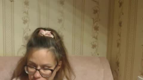 Snapshot of candylady136 chatting on October 26, 2025, 6:36 pm say meow and send tip  online show from October 26, 2025, 6:36 pm