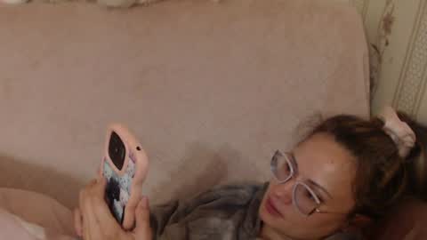 say meow and send tip  online show from July 12, 2026, 10:23 pm