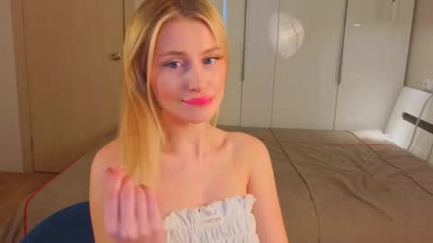 Snapshot of candylate chatting on October 27, 2025, 6:39 am Im your dream online show from October 27, 2025, 6:39 am