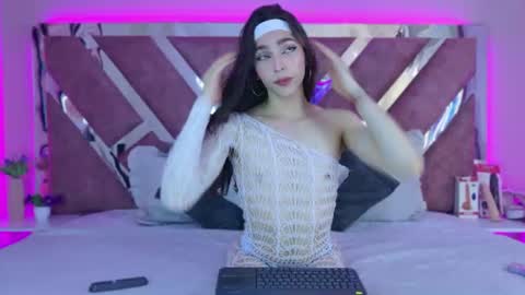candyluxury_ online show from June 29, 2026, 12:38 pm