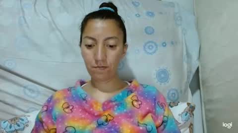 candymilfff online show from October 1, 2025, 3:34 am