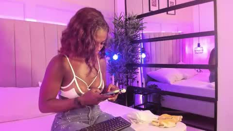 candyyvega online show from October 21, 2025, 8:20 pm