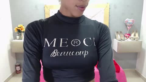 Snapshot of canella_hotx chatting on January 2, 2025, 5:39 pm Canela online show from January 2, 2025, 5:39 pm