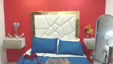 Snapshot of canella_hotx chatting on October 10, 2025, 3:33 pm Canela online show from October 10, 2025, 3:33 pm