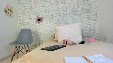 Canhela online show from February 9, 2025, 8:54 am