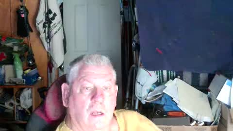 canoelicker69 online show from September 26, 2025, 1:37 pm