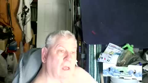 Snapshot of canoelicker69 chatting on February 8, 2026, 3:04 pm canoelicker69 online show from February 8, 2026, 3:04 pm