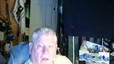Snapshot of canoelicker69 chatting on February 20, 2026, 1:00 pm canoelicker69 online show from February 20, 2026, 1:00 pm