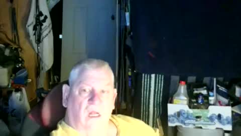 Snapshot of canoelicker69 chatting on March 3, 2026, 10:32 am canoelicker69 online show from March 3, 2026, 10:32 am