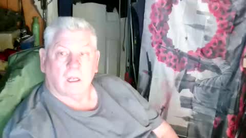 Snapshot of canoelicker69 chatting on April 29, 2026, 7:31 pm canoelicker69 online show from April 29, 2026, 7:31 pm