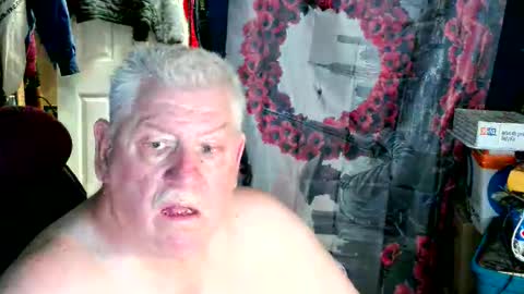 canoelicker69 online show from June 10, 2026, 4:17 pm