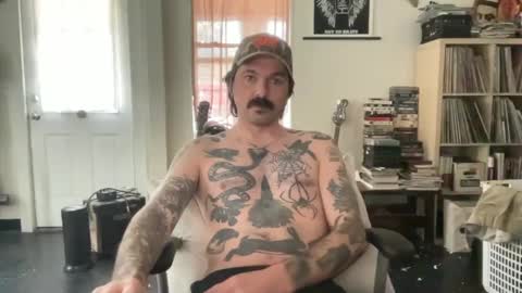 cantleavethehouse online show from March 3, 2025, 6:01 pm