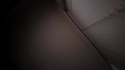 cappinrc8 online show from December 16, 2025, 7:13 am