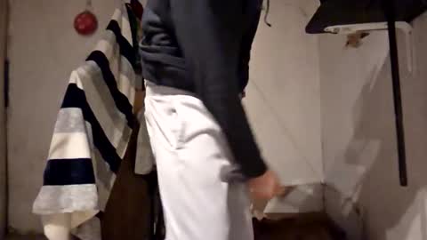 cappinrc8 online show from December 18, 2025, 6:52 am