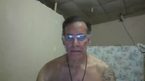 Snapshot of captainfox_ chatting on June 15, 2026, 11:29 pm captainfox_ online show from June 15, 2026, 11:29 pm