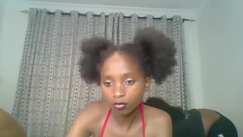 Snapshot of carababey chatting on February 18, 2025, 5:21 pm carababey online show from February 18, 2025, 5:21 pm