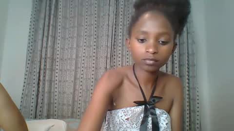 Snapshot of carababey chatting on February 28, 2025, 3:04 am carababey online show from February 28, 2025, 3:04 am