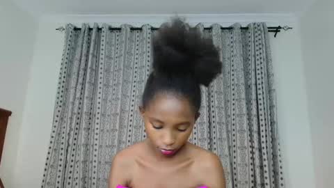 Snapshot of carababey chatting on March 4, 2025, 11:22 pm carababey online show from March 4, 2025, 11:22 pm