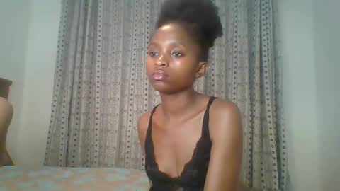 Snapshot of carababey chatting on March 7, 2025, 4:55 pm carababey online show from March 7, 2025, 4:55 pm