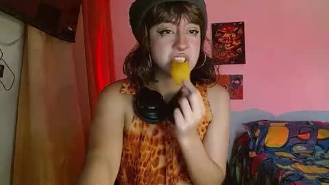 Snapshot of caraenaranja chatting on February 2, 2026, 10:30 pm Amy online show from February 2, 2026, 10:30 pm