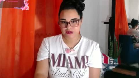 Snapshot of caramelo945256 chatting on June 3, 2026, 11:21 pm LILI online show from June 3, 2026, 11:21 pm