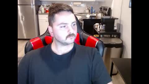 cardi_beans online show from October 28, 2025, 5:26 pm